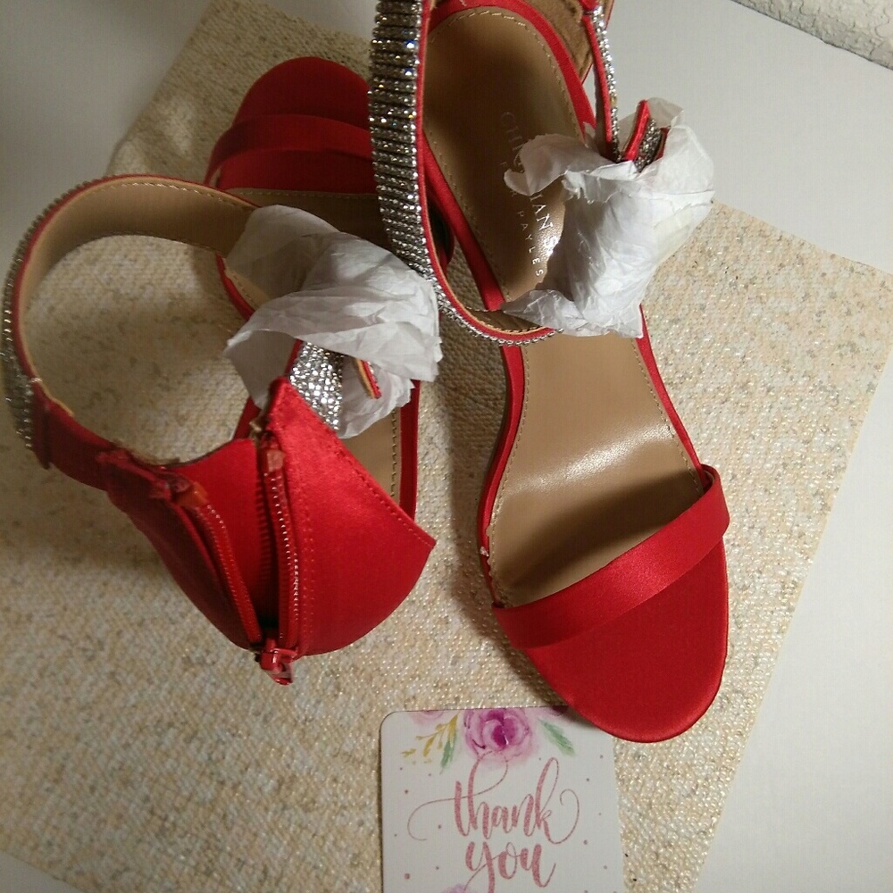 Red Beatiful Heels - Picture 8 of 8